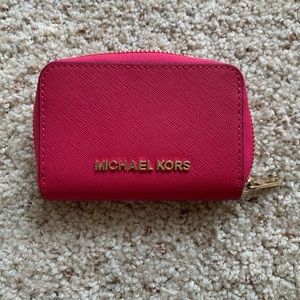 Michael Kors Bags - Michael Kors Hot Pink ZIP Card Wallet π Michael Kors Bags - Michael Kors Hot Pink ZIP Card Wallet π
